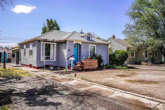property at 425 N 17th St
