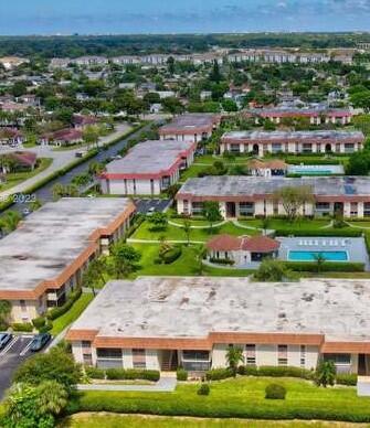 22745 SW 66th Ave in Boca Raton, FL - Building Photo