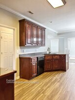 1012 Golf View Way in Spring Hill, TN - Building Photo