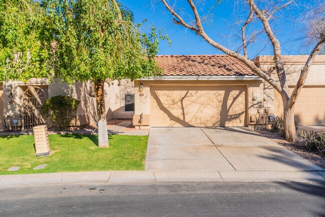 384 W Carmen St in Tempe, AZ - Building Photo - Building Photo