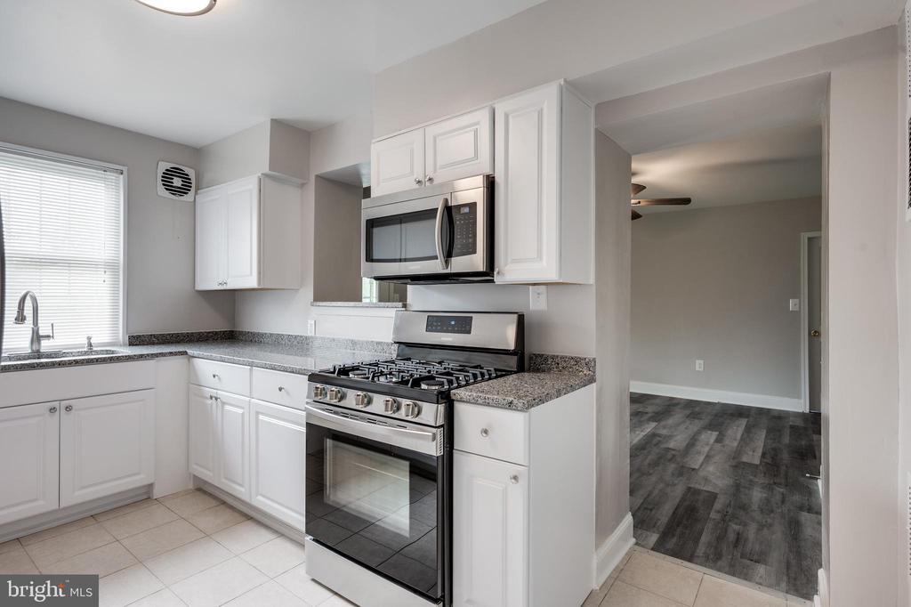 2327 Wyngate Rd in Hillcrest Heights, MD - Building Photo