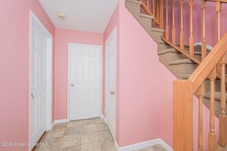 857 Bloomingdale Rd in Staten Island, NY - Building Photo - Building Photo