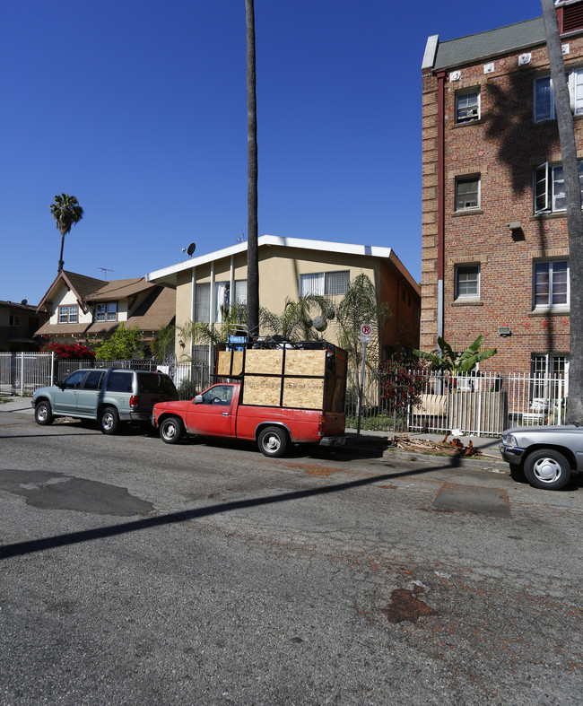 905 S Fedora St in Los Angeles, CA - Building Photo - Building Photo