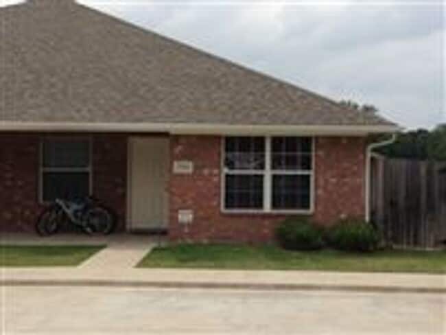 property at 1502 Rock Hollow Loop
