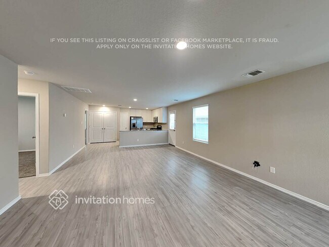 7319 Avila Vis in San Antonio, TX - Building Photo - Building Photo