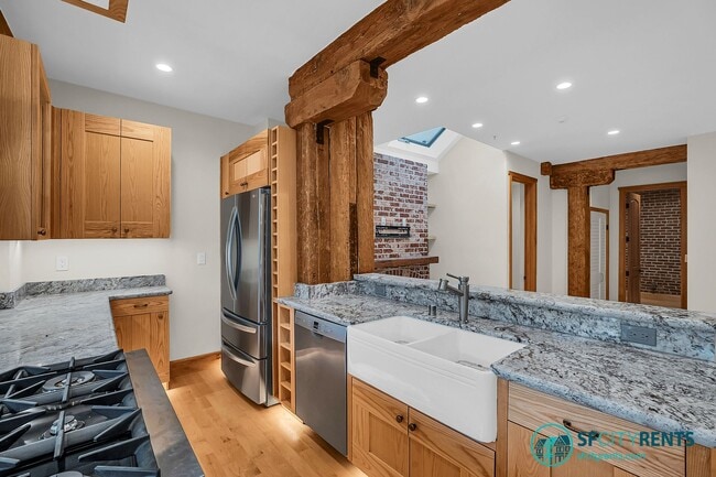 2509 Bryant St in San Francisco, CA - Building Photo - Building Photo