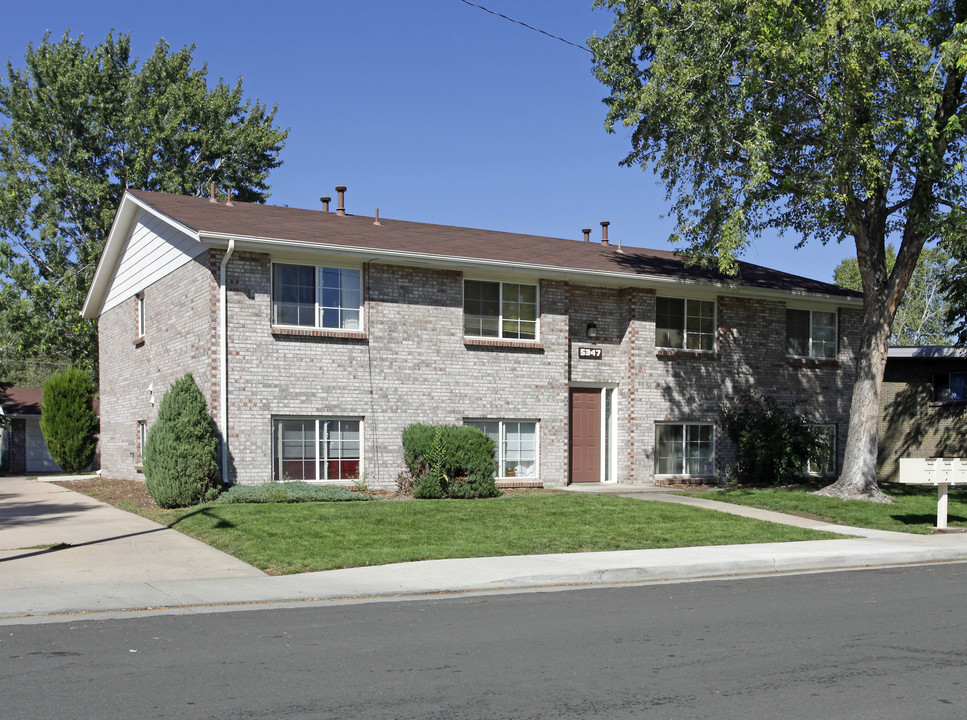 Fox St Apartments in Littleton, CO - Foto de edificio