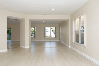 2705 Amanda Kay Way in Kissimmee, FL - Building Photo - Building Photo