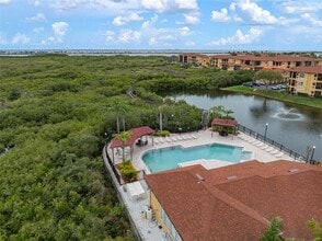 4302 Bayside Village Dr, Unit 302 in Tampa, FL - Building Photo - Building Photo