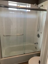 2019 E 20th St, Unit SC in Oakland, CA - Building Photo - Building Photo