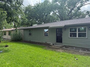 618 Franklin Ave in Pottsboro, TX - Building Photo - Building Photo