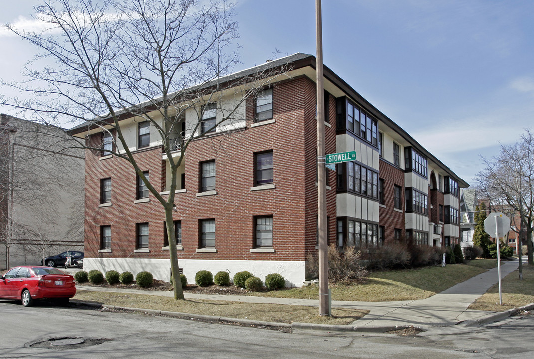 Blackthorne Apartments in Milwaukee, WI - Foto de edificio