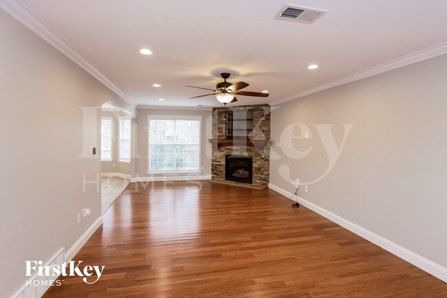 10258 Spruce Grove Ln in Cordova, TN - Building Photo - Building Photo