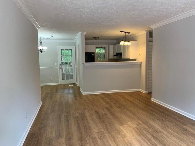 property at 495 W Buena Vista Ave