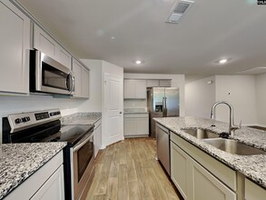 302 Crooked Pne Ct in Columbia, SC - Building Photo - Building Photo