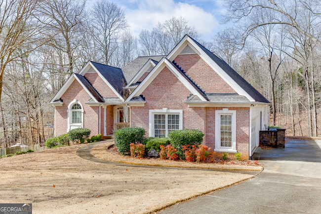 5517 Elders Ridge Dr in Flowery Branch, GA - Building Photo - Building Photo