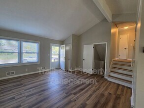 505 NE Short St in Lee's Summit, MO - Building Photo - Building Photo