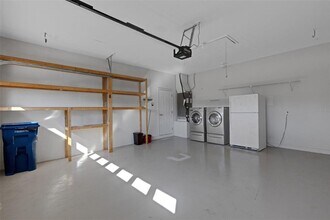 12319 Tall Pines Way in Lakewood Ranch, FL - Building Photo - Building Photo