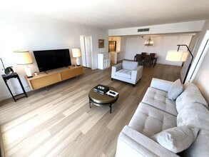 2860 S Ocean Blvd in Palm Beach, FL - Building Photo - Building Photo