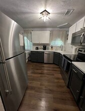 1213 55th St S in Gulfport, FL - Foto de edificio - Building Photo