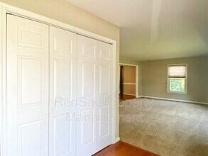 203 Monty Manor in Yorktown, VA - Building Photo - Building Photo