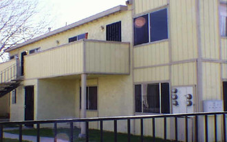 1081 N Lilac Ave Apartments