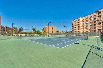 7920 E Camelback Rd in Scottsdale, AZ - Building Photo - Building Photo