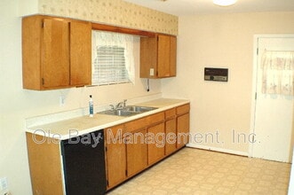 3765 Pleasant Valley Rd in Mobile, AL - Building Photo - Building Photo
