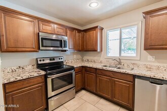 1620 S Hardy Dr in Tempe, AZ - Building Photo - Building Photo