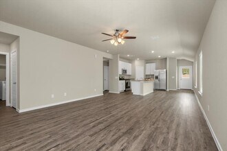 13567 bay springs drive in Conroe, TX - Building Photo - Building Photo