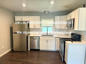 407 S Mahaffie St in Olathe, KS - Building Photo - Building Photo