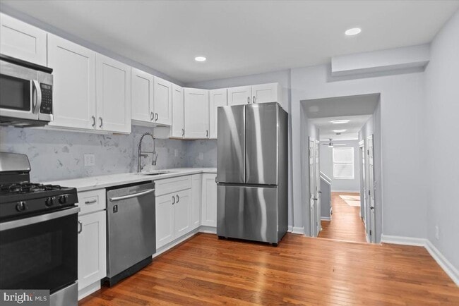 property at 1228 E Eager St