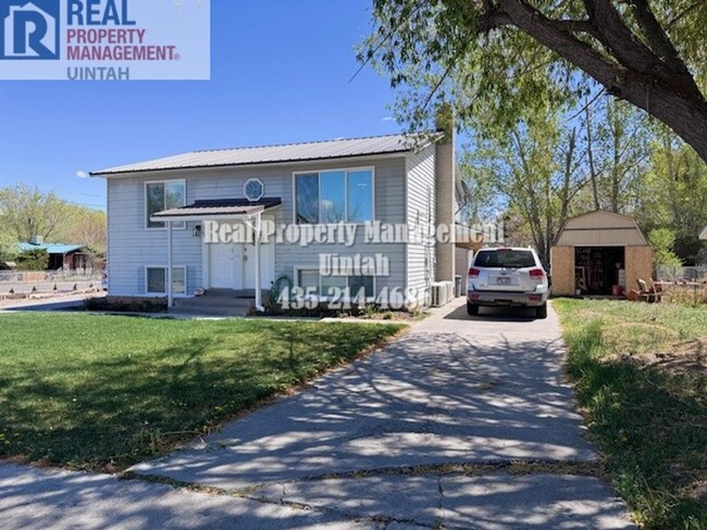 property at 1513 1220 W St