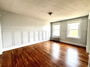 74 Babcock St, Unit 3 in Brookline, MA - Building Photo - Building Photo