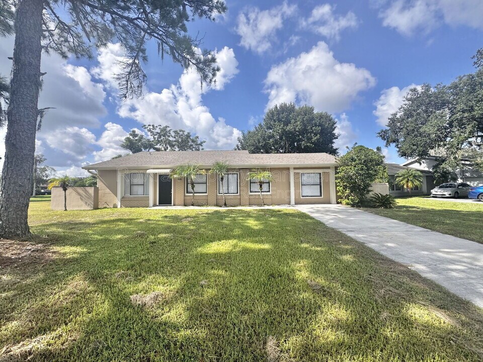 708 Green Ct in Kissimmee, FL - Building Photo