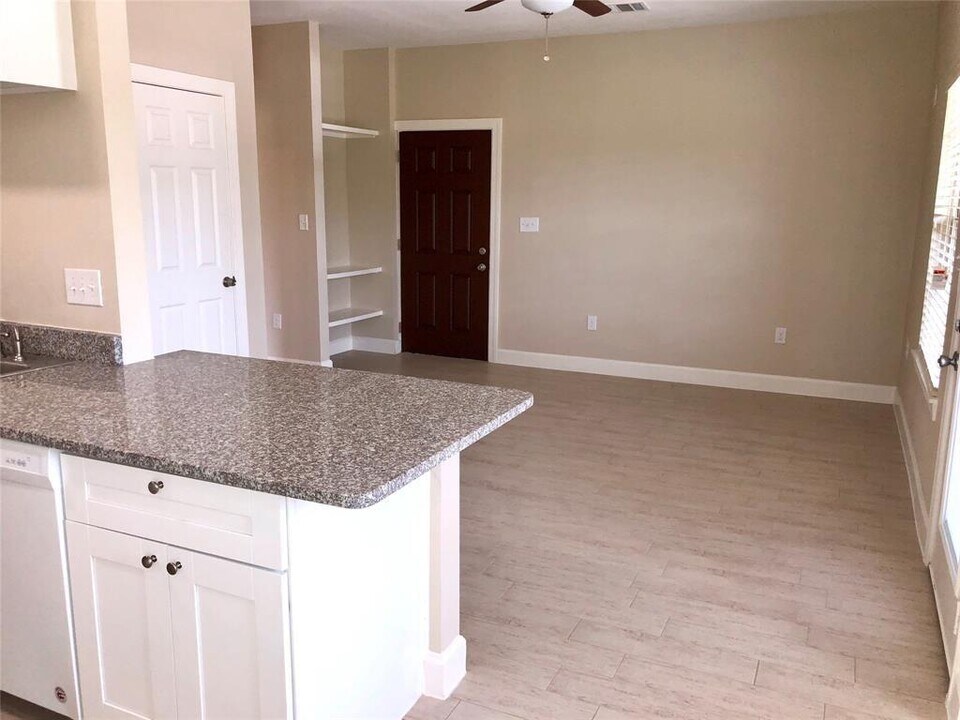 1820 Jacquelyn Dr Photo