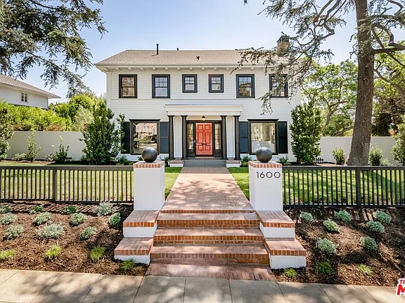 property at 1600 N Ogden Dr