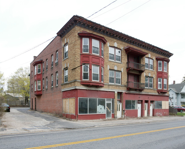 408-412 S Main St in Torrington, CT - Building Photo - Building Photo