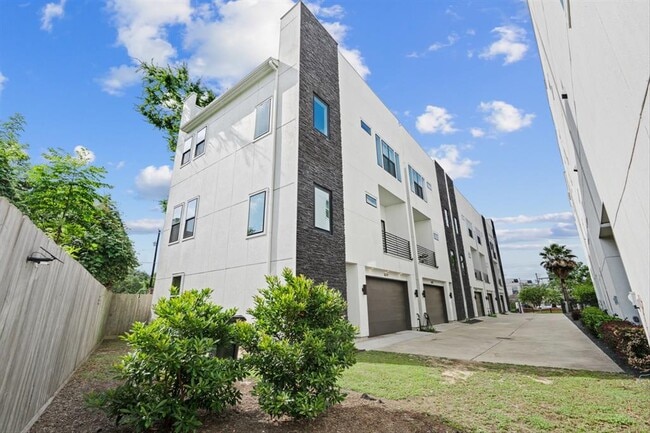 property at 1621 Wheeler Ave