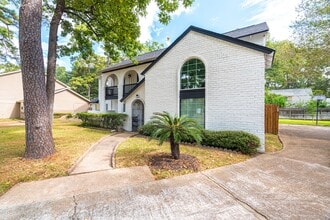 16902 Summit Oaks Ln in Spring, TX - Building Photo - Building Photo