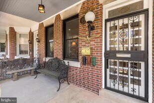 2715 13th St NW in Washington, DC - Building Photo