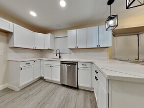 2905 Shady Creek Dr in Pearland, TX - Foto de edificio - Building Photo