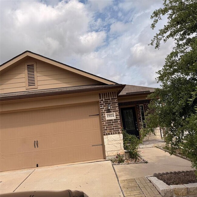 13524 William Mckinley Wy in Manor, TX - Building Photo - Building Photo