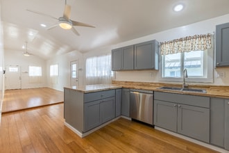 534 Kaikoo St in Wailuku, HI - Building Photo - Building Photo