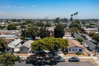 6612 Menlo Ave in Los Angeles, CA - Building Photo - Building Photo