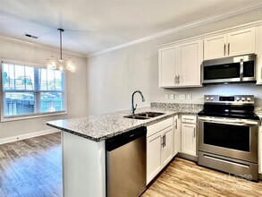 2036 Summey Ave in Charlotte, NC - Building Photo - Building Photo