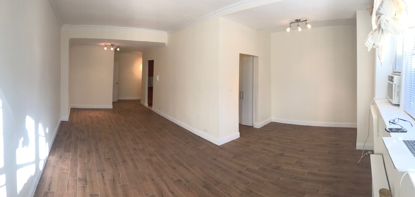 495 E 7th St in Brooklyn, NY - Building Photo