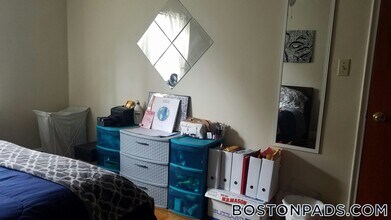 61 Selkirk Rd in Boston, MA - Building Photo - Building Photo