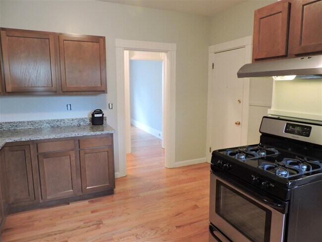 5 Portsmouth St, Unit 1 in Cambridge, MA - Building Photo - Building Photo