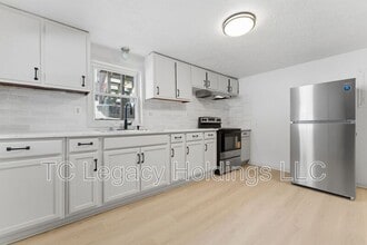 16 Flint St in Clarksburg, WV - Building Photo - Building Photo